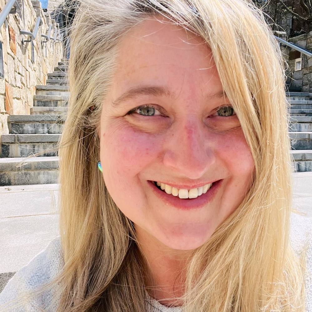 Meet your Posher, Dawn